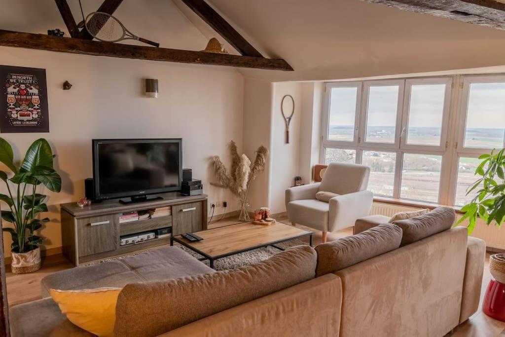 Duplex Atypique Dans La Cite Medievale 랑 외부 사진