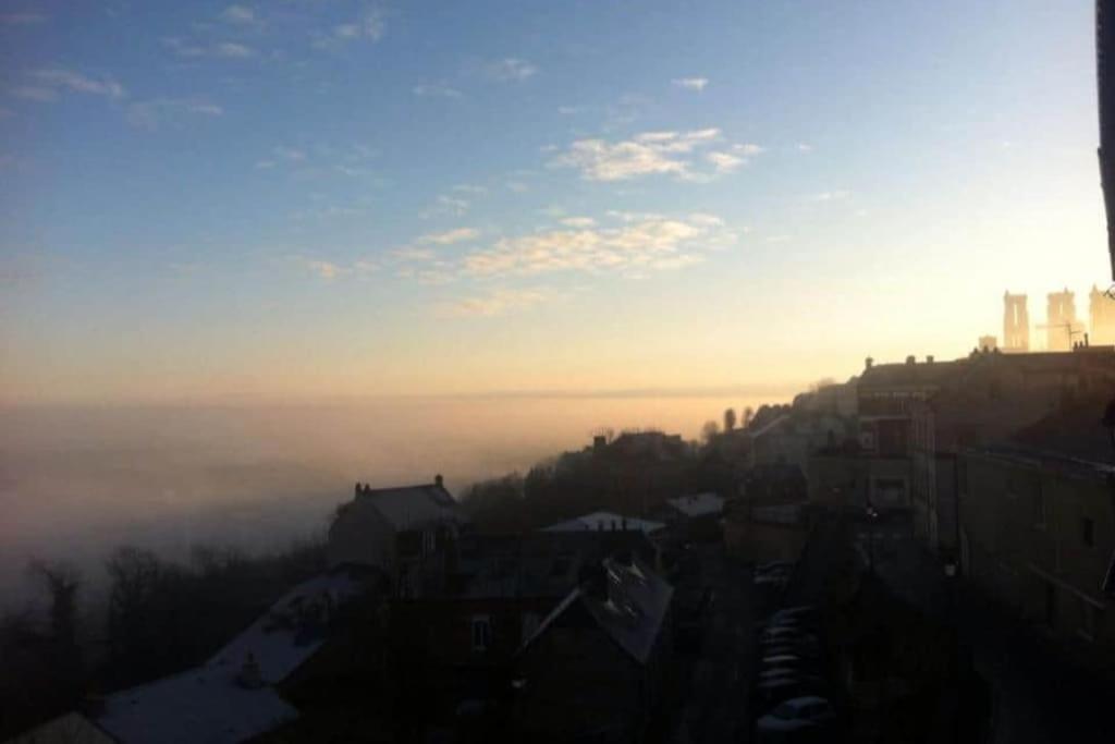 Duplex Atypique Dans La Cite Medievale 랑 외부 사진